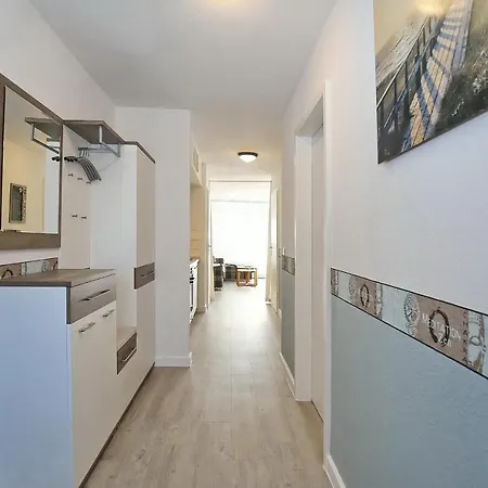 公寓 Papillon 10-2 *